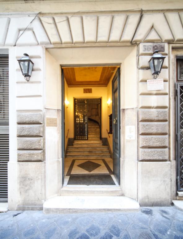 App Leoncino Design Apartment In Rome Room photo